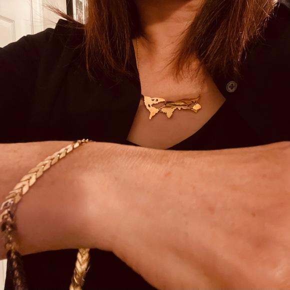 Necklace and bracelet set - Picture 7 of 8